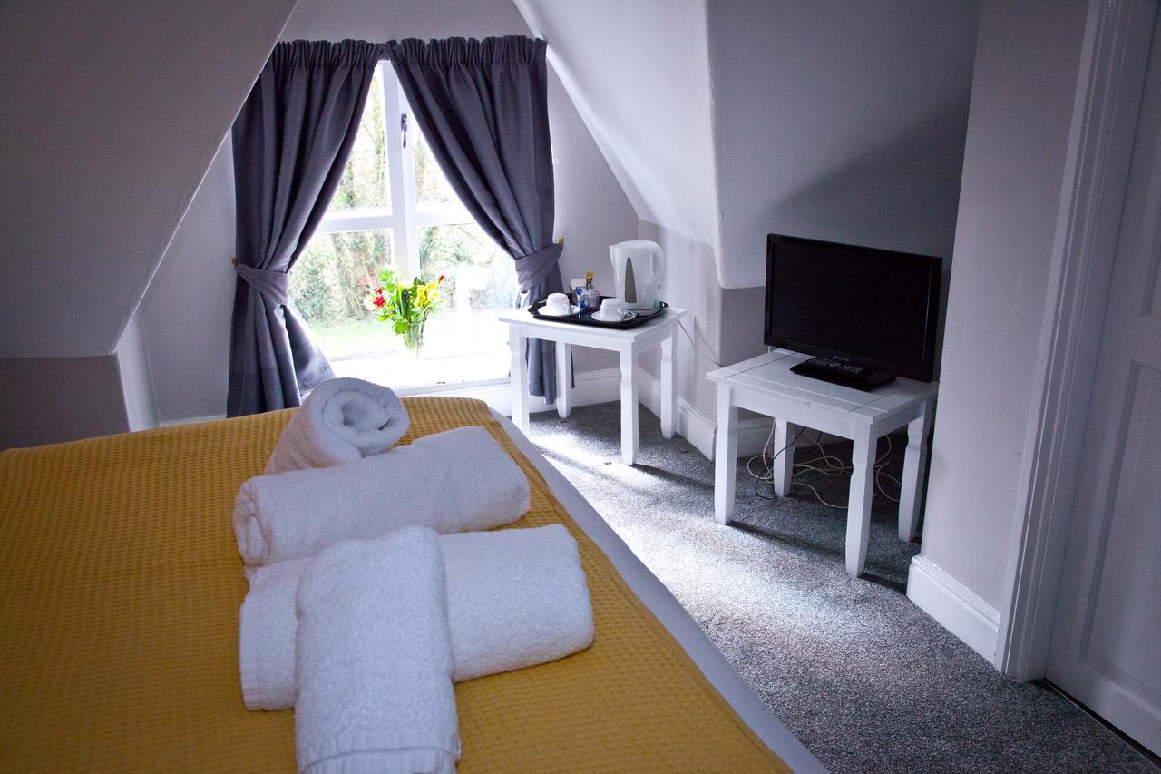Rowton Poplars Hotel Честер Экстерьер фото
